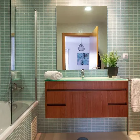 Privilege Benet With Rooftop Pool, Village Marina -