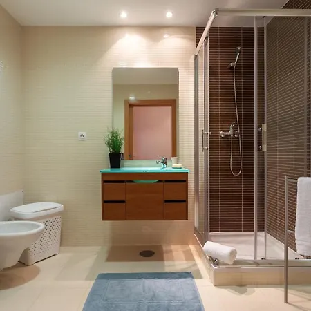Apartment Privilege Benet With Rooftop Pool, Village Marina - Olhao