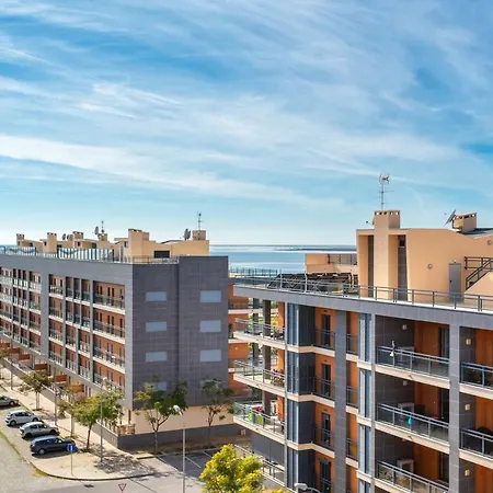 Privilege Benet With Rooftop Pool, Village Marina - * Olhao