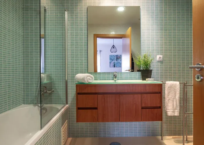 Privilege Benet With Rooftop Pool, Village Marina -