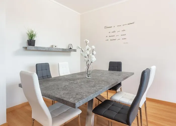 Privilege Benet With Rooftop Pool, Village Marina - Apartman