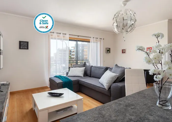 Apartman Privilege Benet With Rooftop Pool, Village Marina - Olhão